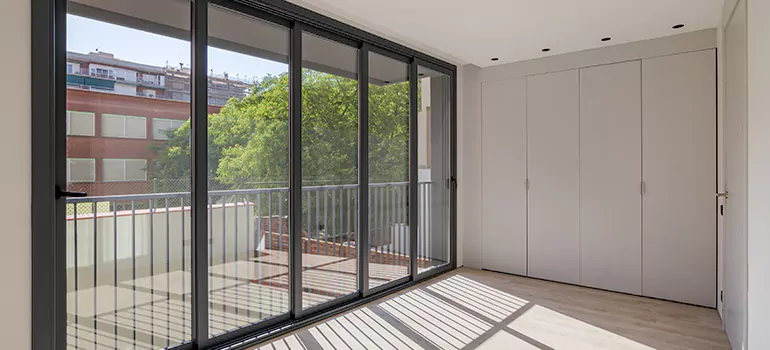 Aluminum Glazed Window Installation in Boca Raton, FL
