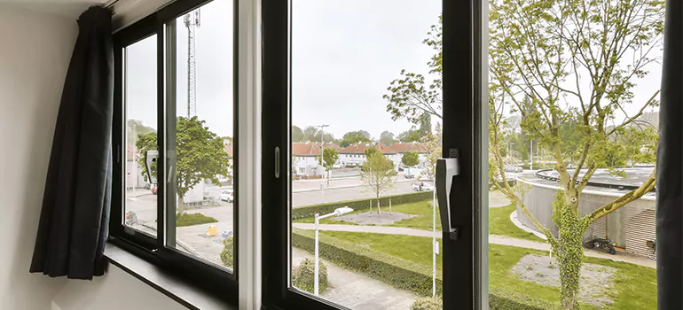 Aluminum End Vent Slider Windows in Boca Raton, FL