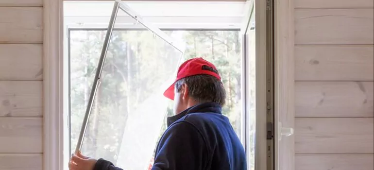Expandable Window Screen Installation in Boca Raton, FL